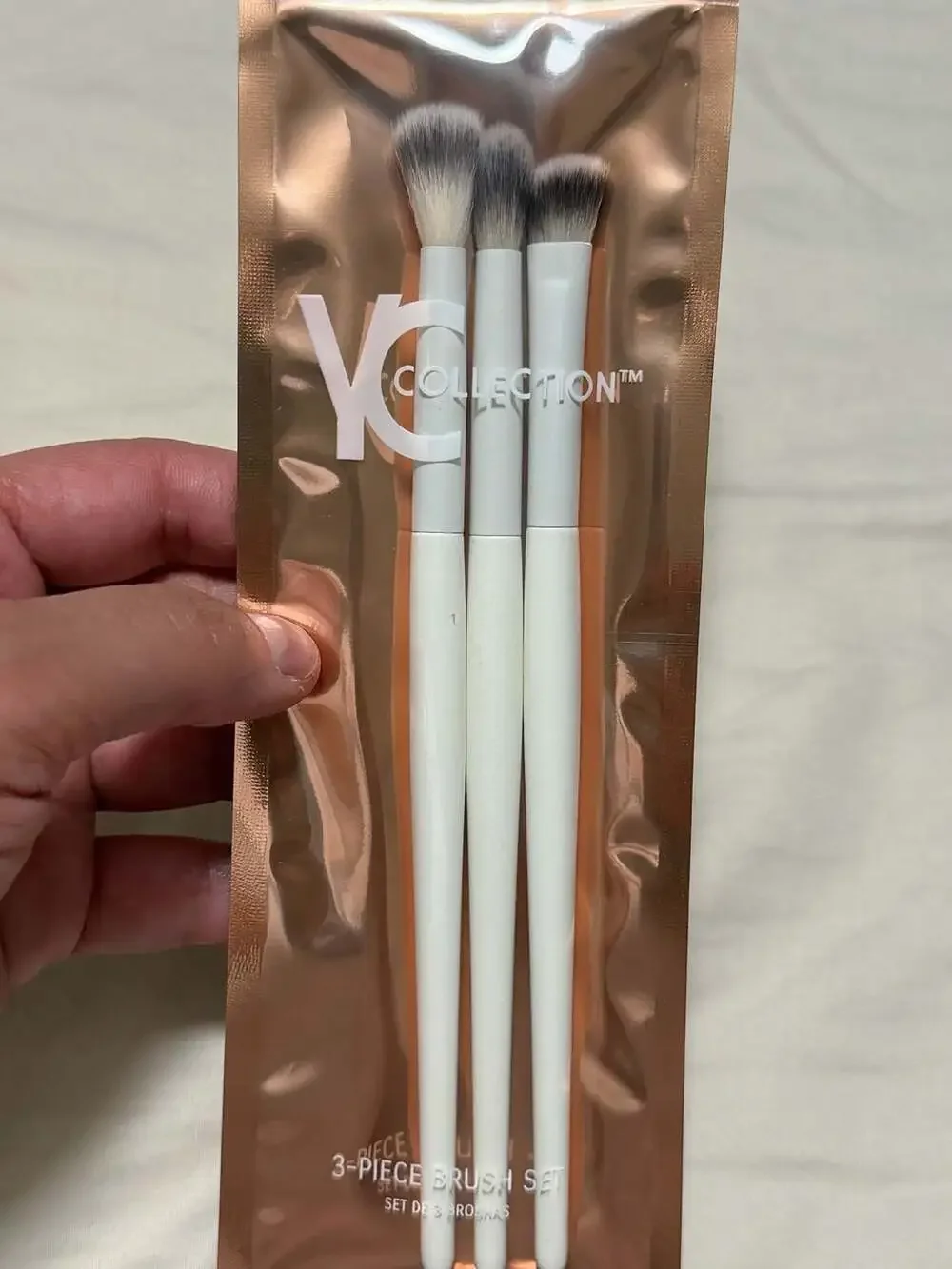 K.Voss Pixie Powder Setting Powder and YC Collection 3-Piece Brush Set Bundle